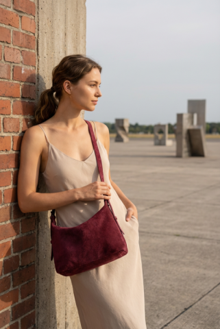 2026 Hottest Women’s Leather Handbag Trends in Europe & America