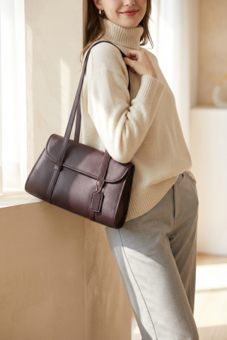Multi-Category Women Leather Product Line OEM: Cross-Sell for Retailers