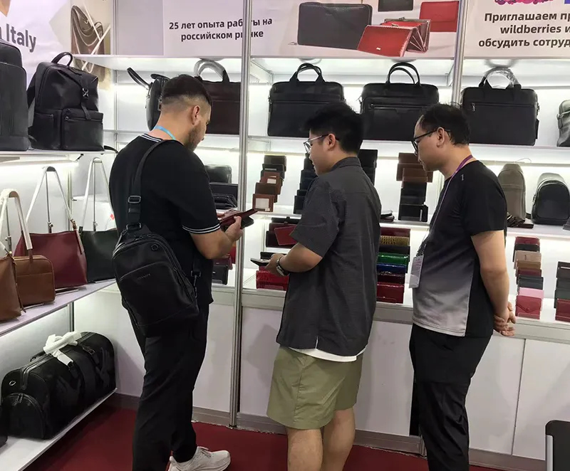 Moments from Previous Canton Fairs