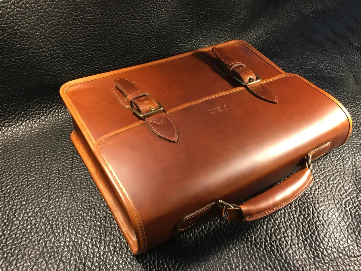 Top Leather Briefcases for Business Professionals: A Comprehensive Guide