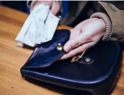 How to Condition Leather Bags Naturally: Nourish Without Harm