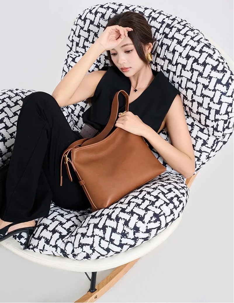 Top Leather Work Bags for Women – Where Functionality Meets Executive Style