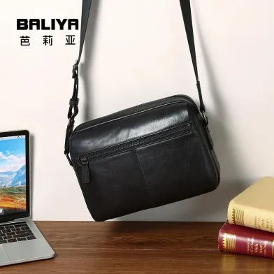 Effortless Style & Convenience leather gift ideas for men: Versatile Leather Crossbody Bags
