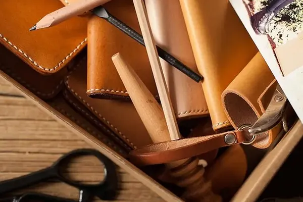 Black Friday Exclusive: Boost Your Sales with Custom Leather Bags in Bulk