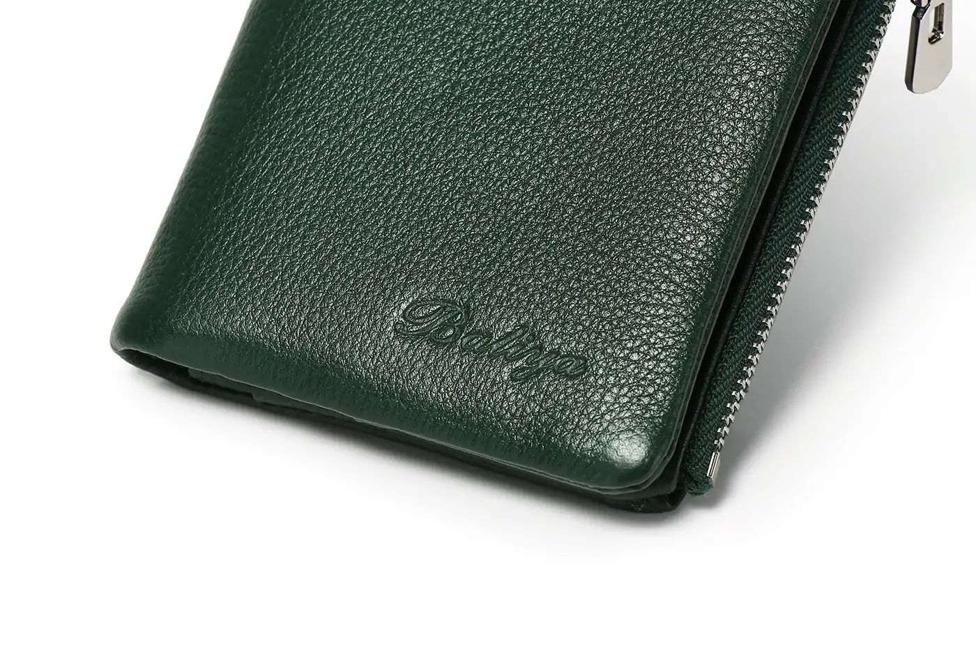 Elevate your Italian leather wallet to a one - of - a - kind accessory with our customizable logo option.