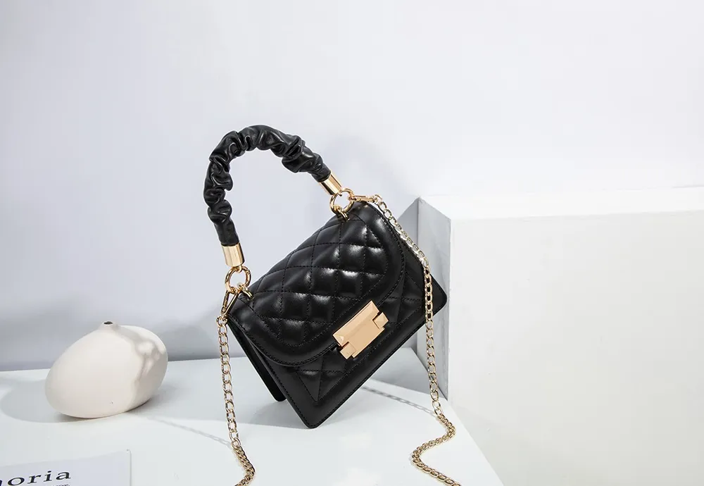 Baliya Diamond Pattern Pleated Handle Chain Bag Fashionable Metal Buckle Handbag