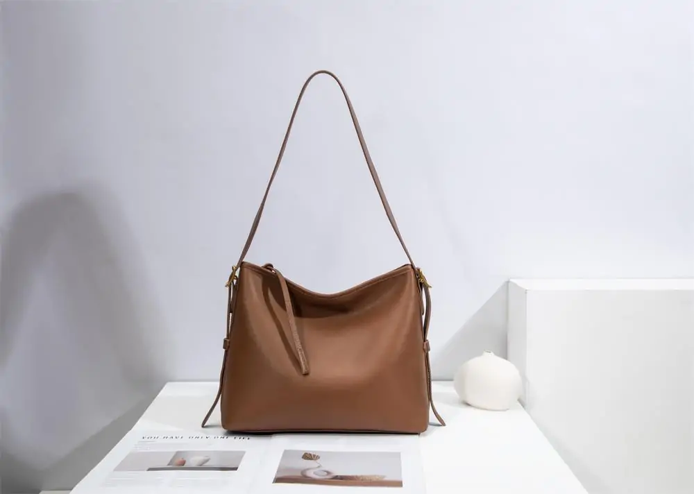 OEM Crossbody Bag High-quality Retro shoulder Bag Fashionable Handbag Genuine Leather Women's Bag