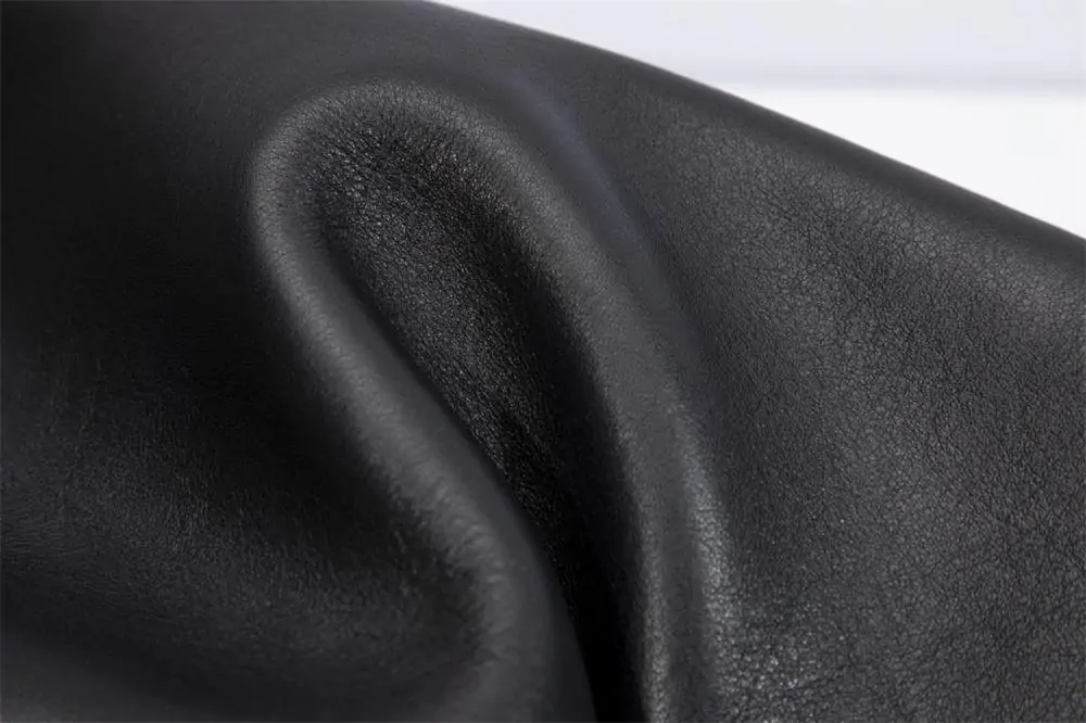 A women's bag crafted from high - quality Italian top - grain cowhide, ensuring durability and a luxurious feel.