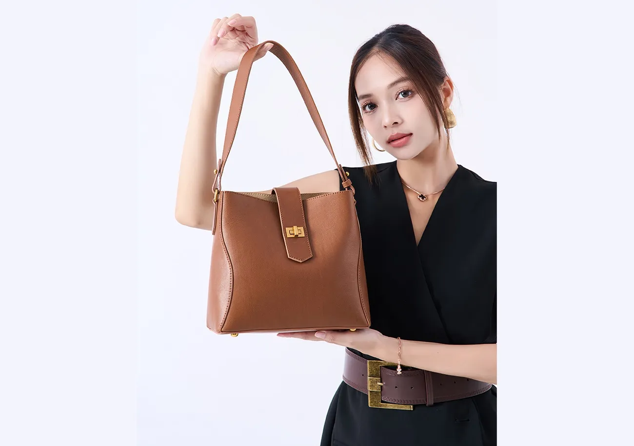 Women's Genuine Leather Tote Bag New Fashion High-End Niche Design Handbag for Autumn