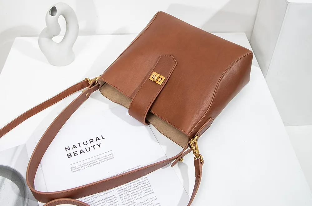 Women's Genuine Leather Tote Bag New Fashion High-End Niche Design Handbag for Autumn