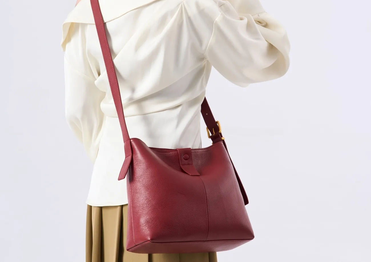 Women's Summer Fashion Crocodile Snake Print Leather Crossbody Tote Bag Large Capacity Single Shoulder Handbag Logo Girls