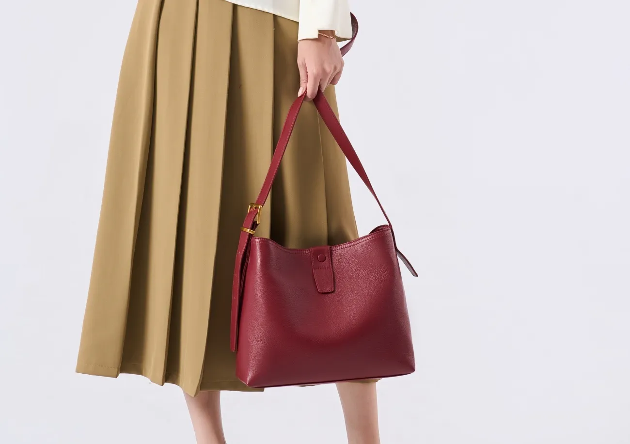 Women's Summer Fashion Crocodile Snake Print Leather Crossbody Tote Bag Large Capacity Single Shoulder Handbag Logo Girls