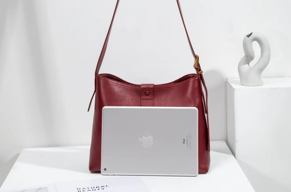 Women's Summer Fashion Crocodile Snake Print Leather Crossbody Tote Bag Large Capacity Single Shoulder Handbag Logo Girls