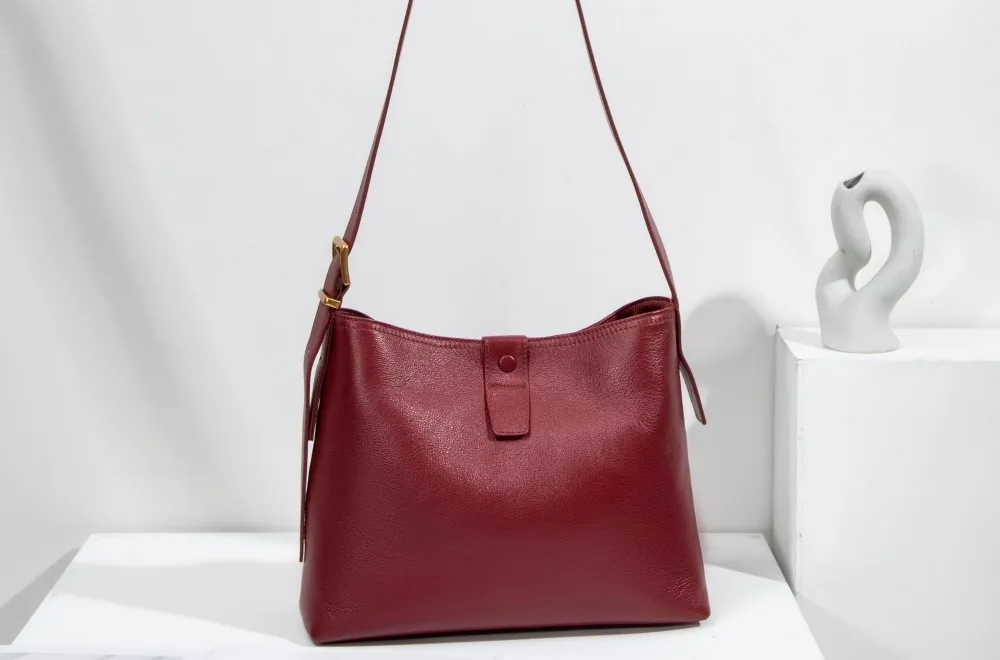 Women's Summer Fashion Crocodile Snake Print Leather Crossbody Tote Bag Large Capacity Single Shoulder Handbag Logo Girls