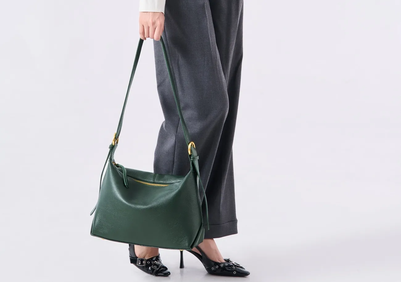 Hot Sale New Arrival Custom Women's Genuine Leather Shoulder Bag Big Capacity Waterproof Portable Handbags Tote Bag