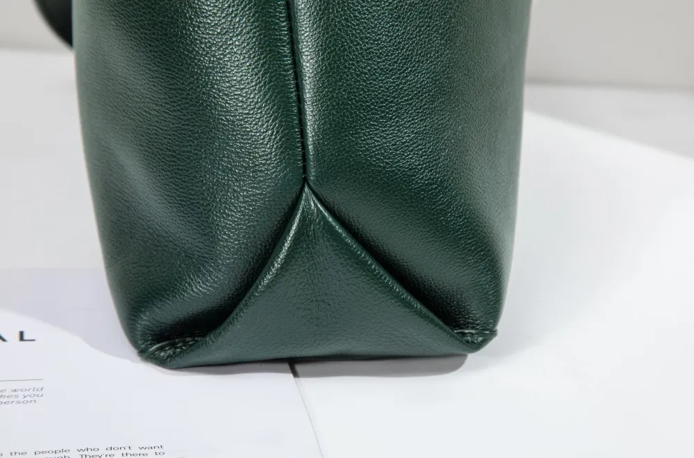 Hot Sale New Arrival Custom Women's Genuine Leather Shoulder Bag Big Capacity Waterproof Portable Handbags Tote Bag
