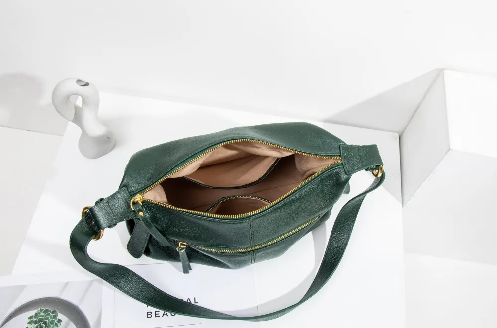 Hot Sale New Arrival Custom Women's Genuine Leather Shoulder Bag Big Capacity Waterproof Portable Handbags Tote Bag