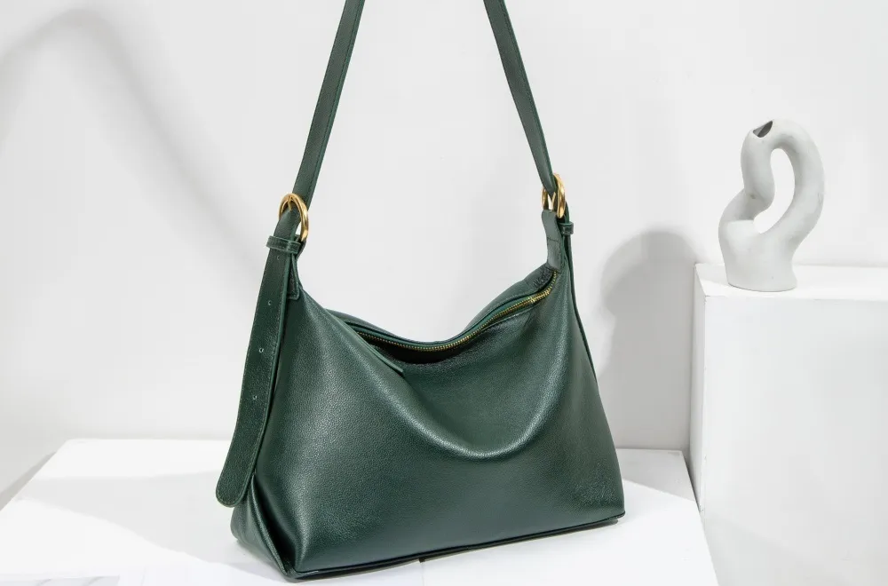 Hot Sale New Arrival Custom Women's Genuine Leather Shoulder Bag Big Capacity Waterproof Portable Handbags Tote Bag