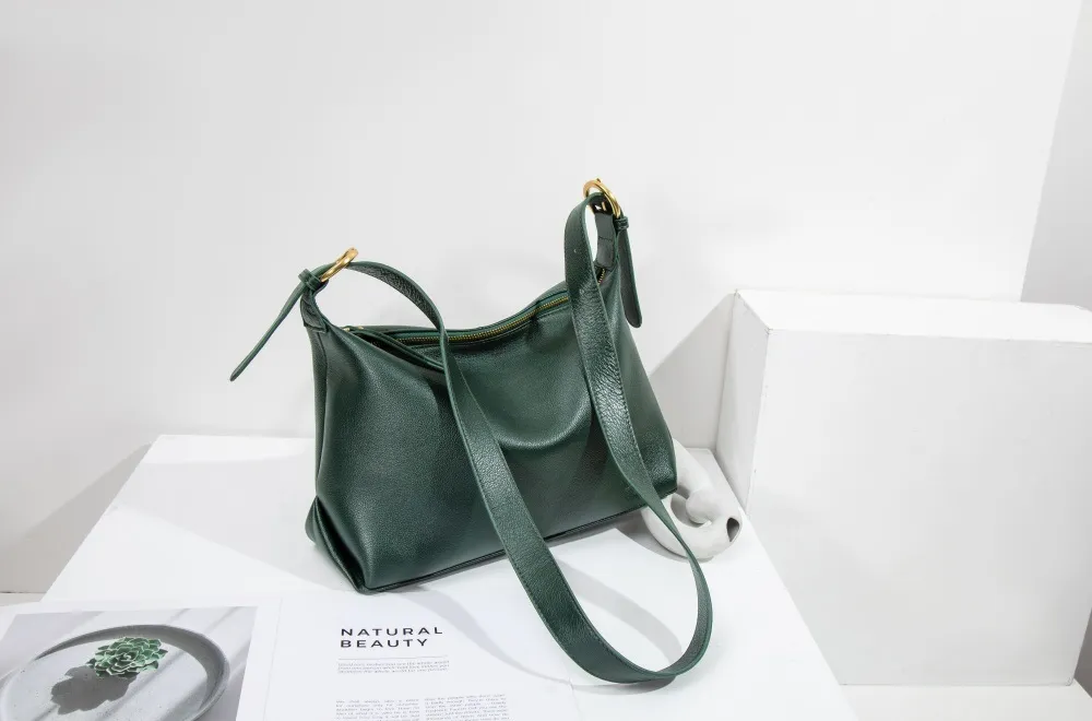 Hot Sale New Arrival Custom Women's Genuine Leather Shoulder Bag Big Capacity Waterproof Portable Handbags Tote Bag
