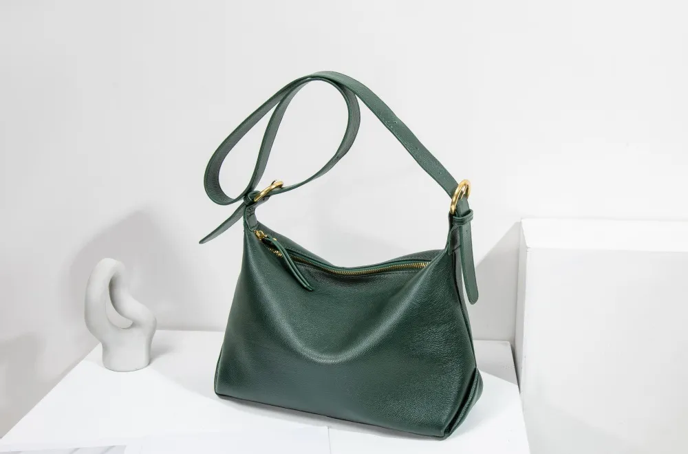 Hot Sale New Arrival Custom Women's Genuine Leather Shoulder Bag Big Capacity Waterproof Portable Handbags Tote Bag