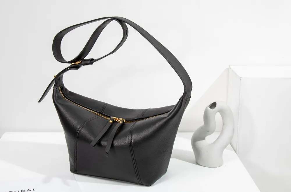 Women's Handbag Wholesale Bag High Quality American Trend Genuine Leather Woven Casual Travelling Shoulder Handbag Fashion Braided Bag