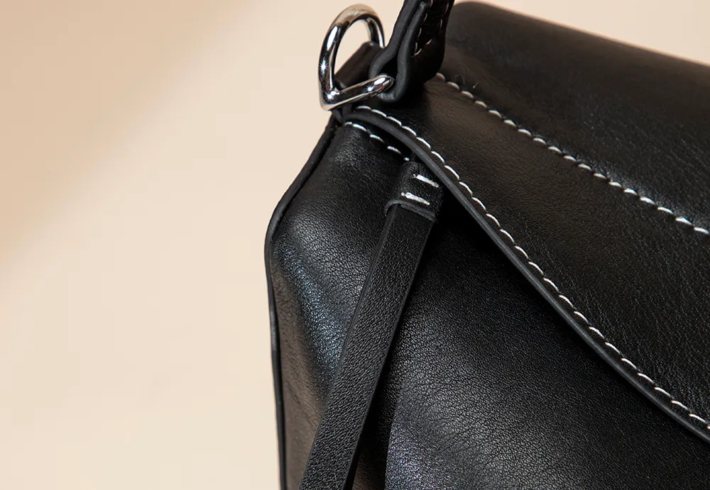 Exquisite Leather, Stitching, and Hardware Craftsmanship