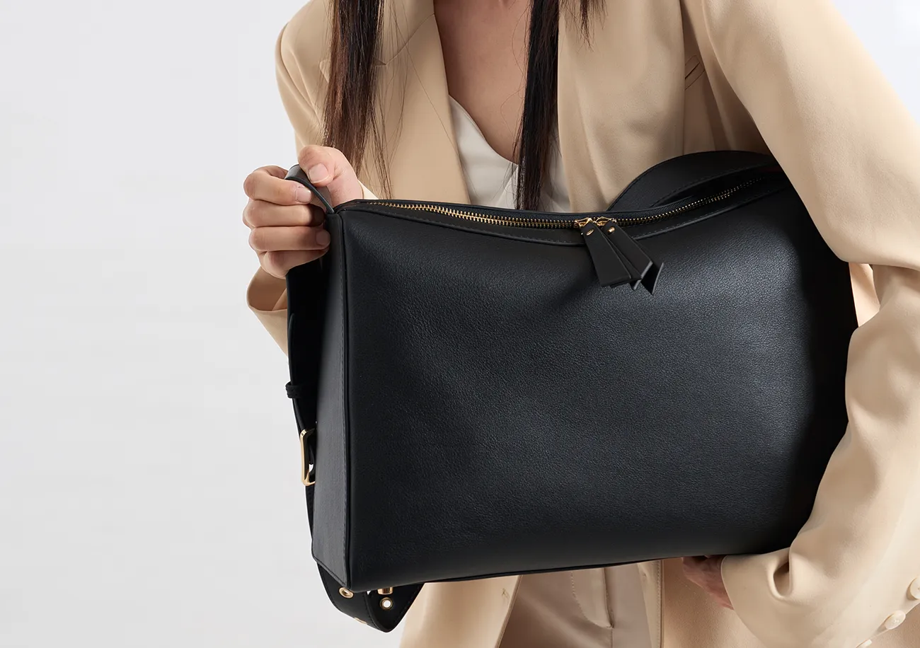 BALIYA Women's Top Grain Leather Crossbody Shoulder Bag, Minimalist Spacious Handbag for Daily Use