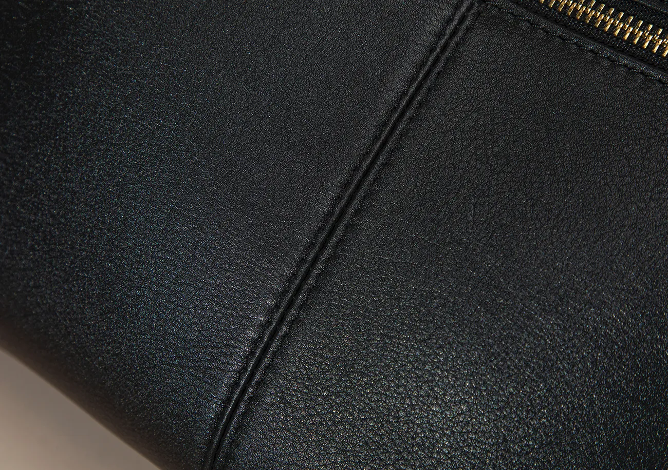 Meticulous Stitching on Premium Leather