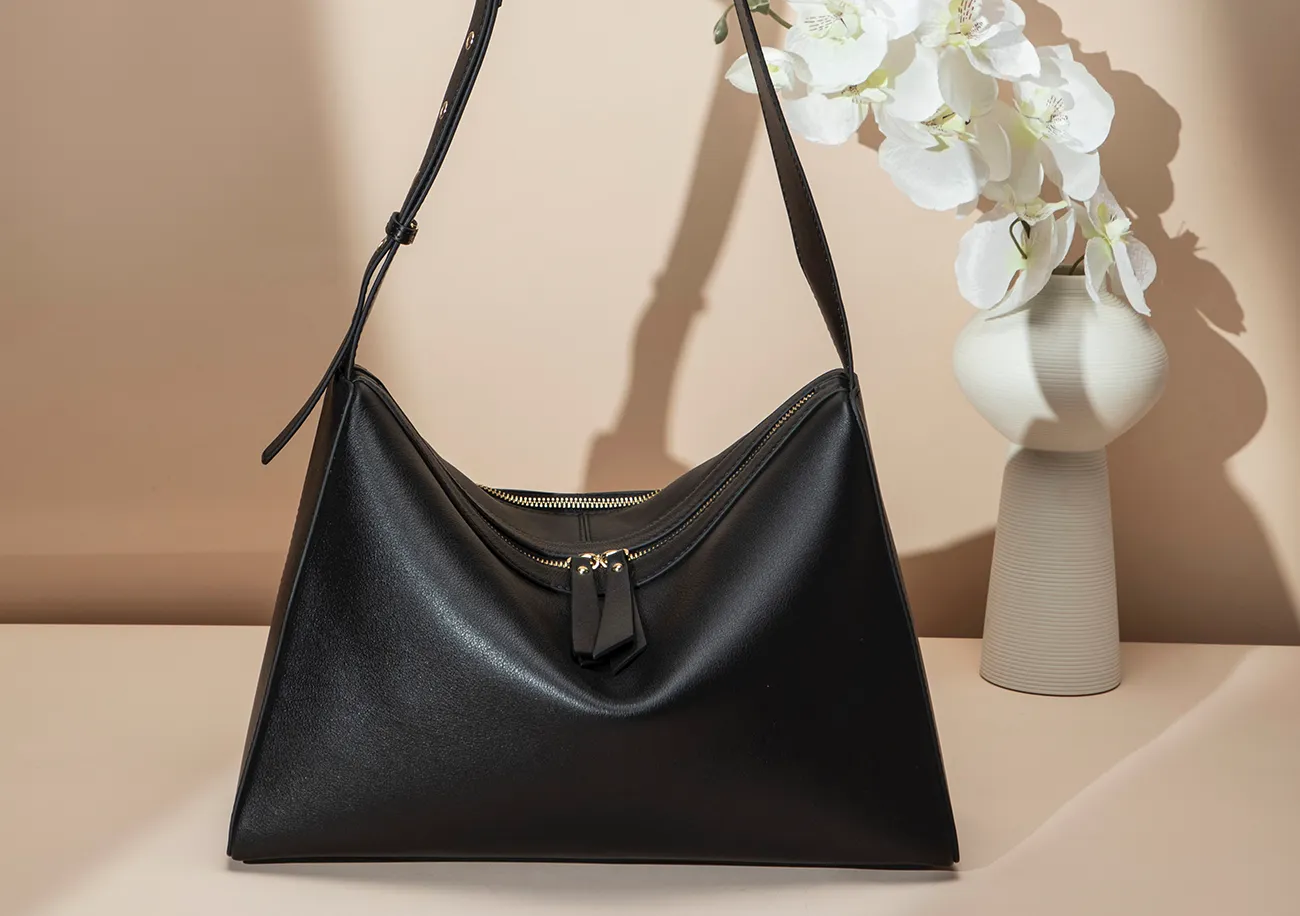 BALIYA Women's Top Grain Leather Crossbody Shoulder Bag, Minimalist Spacious Handbag for Daily Use