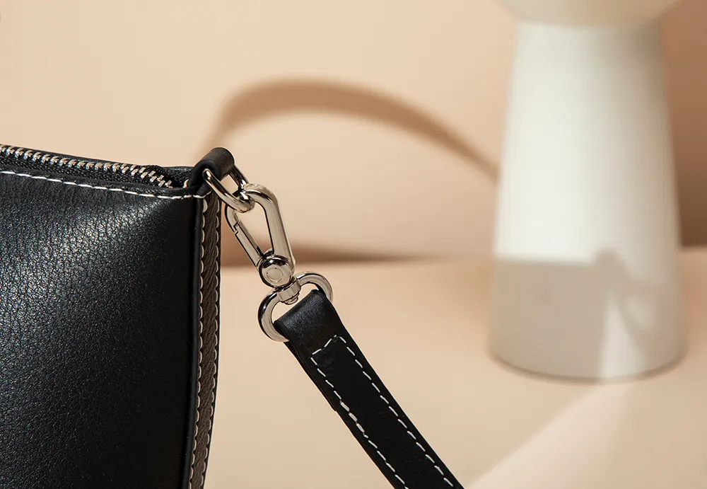 Polished Metal Hardware: Durability and Elegance