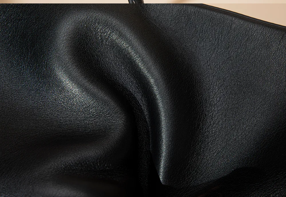 Luxurious Genuine Leather: Tactile and Visual Elegance